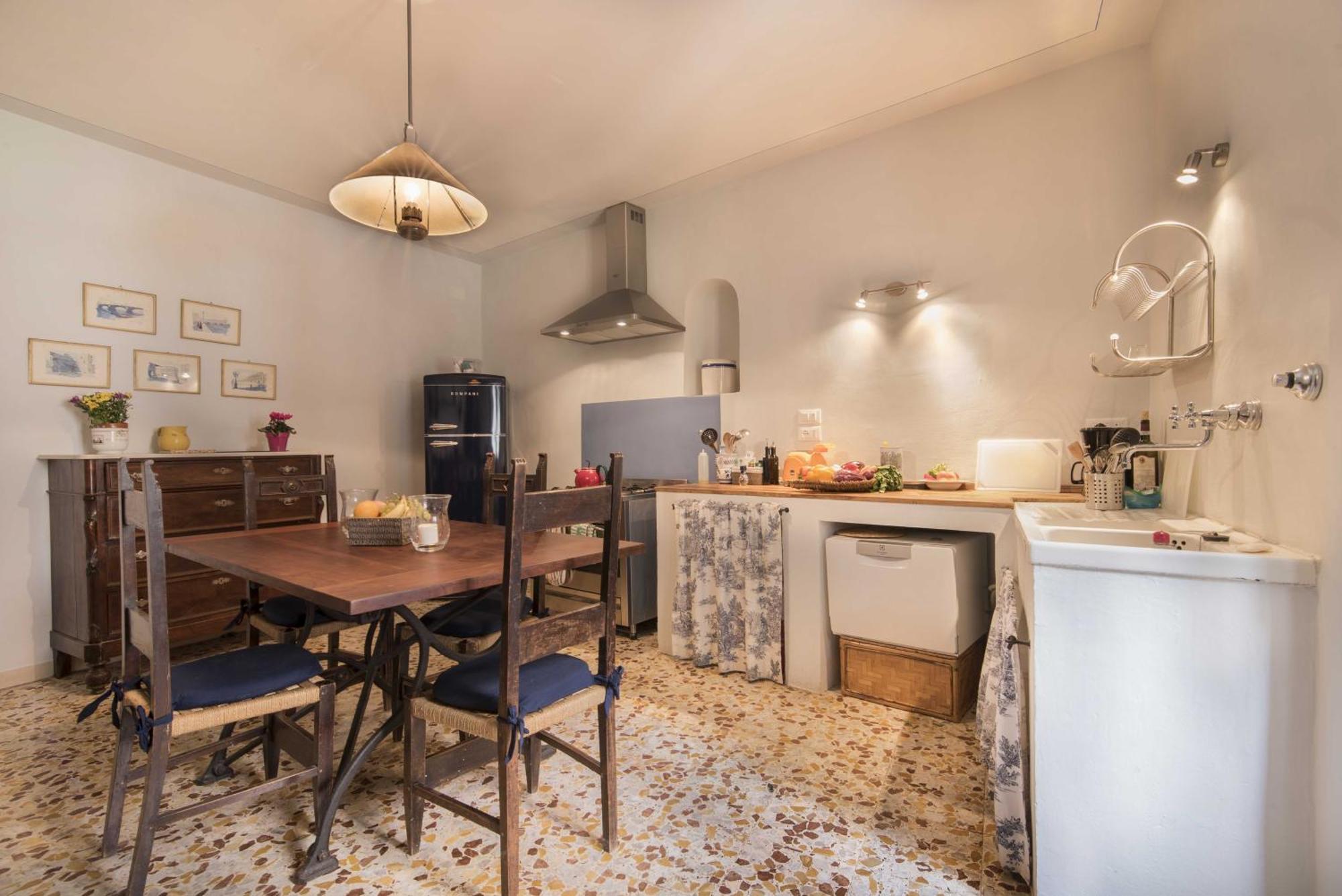 Borgo Di Camporsevoli Villa ภายนอก รูปภาพ