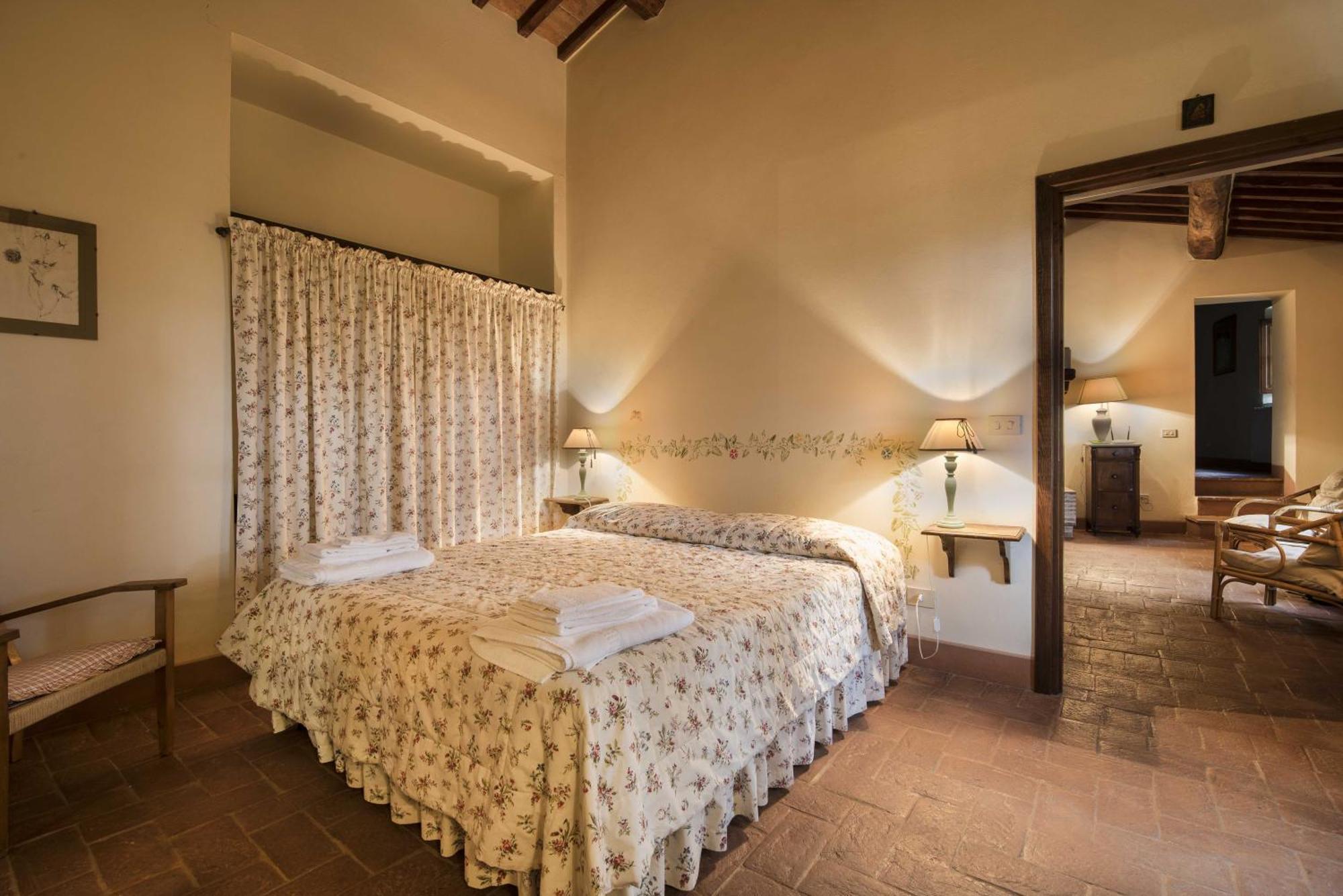 Borgo Di Camporsevoli Villa ภายนอก รูปภาพ