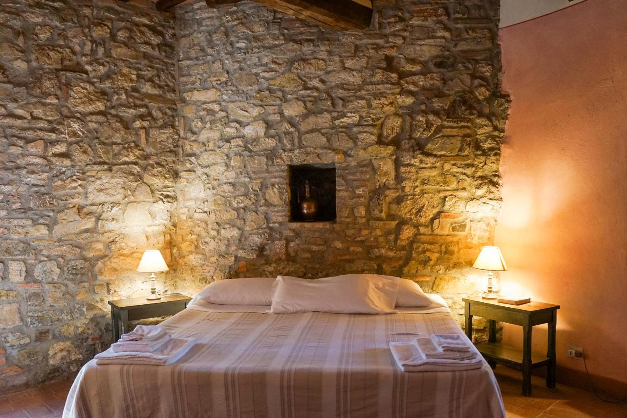 Borgo Di Camporsevoli Villa ภายนอก รูปภาพ